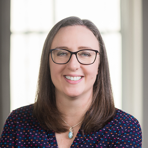 Shana Warren headshot photo