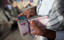 Savings on a Mobile Money Platform in Afghanistan Savings on a Mobile Money Platform in Afghanistan