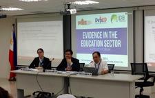 Evidence in Education Policy Forum Evidence in Education Policy Forum